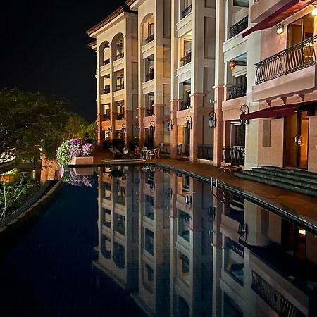 Luxury On Melaka River Exterior photo